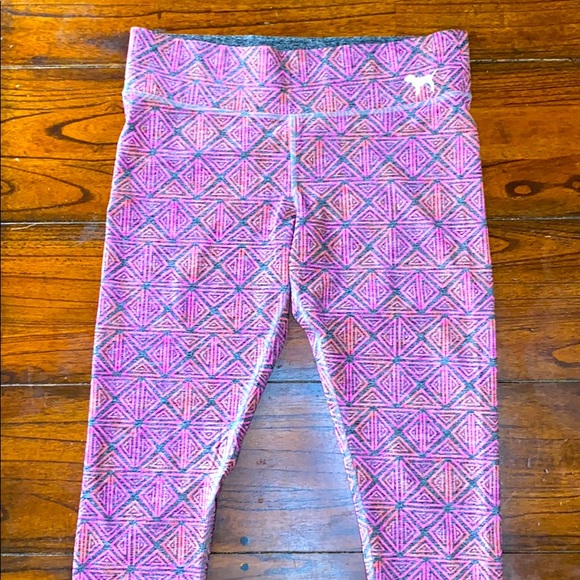 PINK Victoria's Secret Pants - Victoria’s Secret PINK BRIGHT PINK & orange geometric print leggings size Med